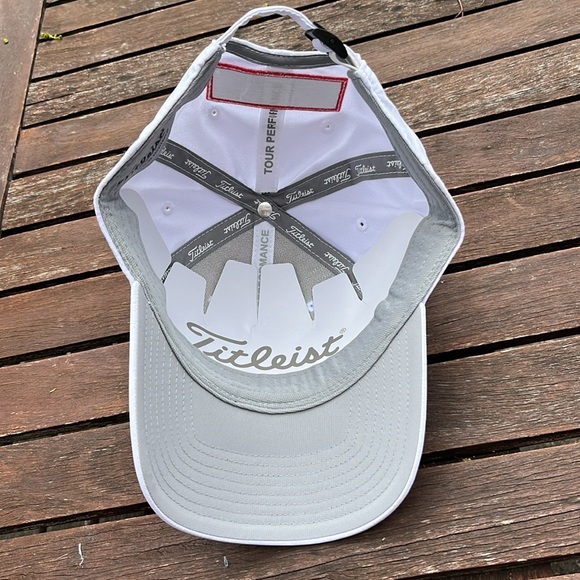 Titleist Tour Performance Golf Cap - Picture 8 of 8